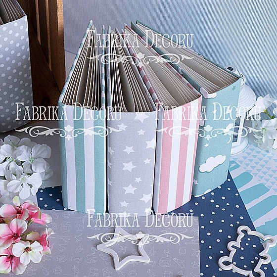 BLANK ALBUM WITH A SOFT FABRIC COVER PEAS IN BLUE 20?M ? 20?M